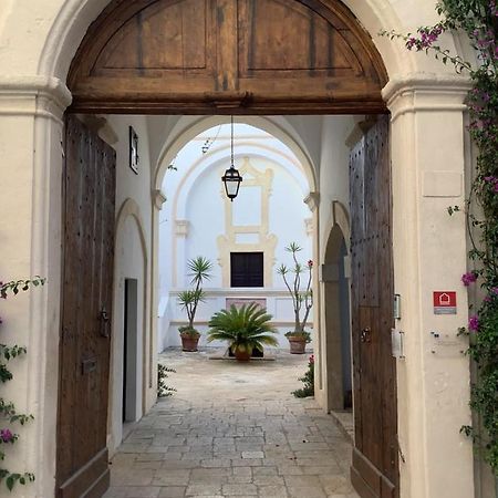 Palazzo Cariddi Bed & Breakfast Nardò Exterior foto