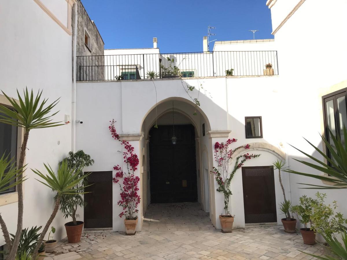 Palazzo Cariddi Bed & Breakfast Nardò Exterior foto