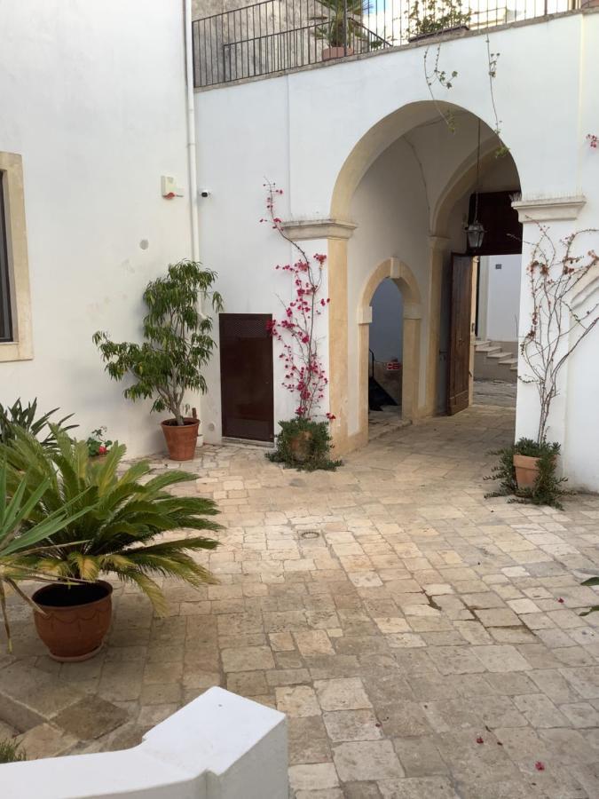Palazzo Cariddi Bed & Breakfast Nardò Exterior foto